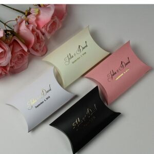 Elegant pillow box with a minimalist design, perfect for small gifts or favors.